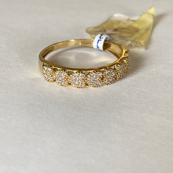 MR Gold Dainty 18k Solid Gold ring. Size 8 1/2. NWT - Picture 1 of 5